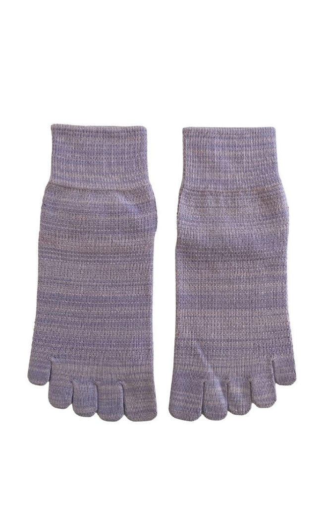lavender color toe socks made in japan