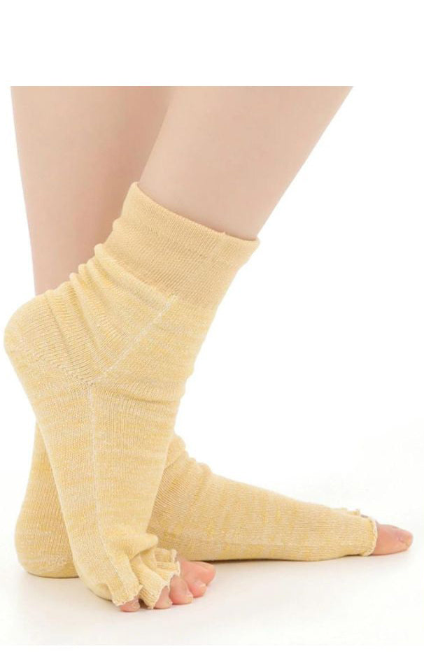 Lightweight Silk Open-Toe Toe Socks for Ultimate Relaxation