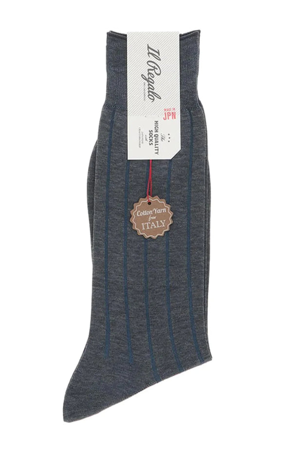 Il Regalo's Shadow Ribbed Mid-Calf Socks in Charcoal Grey