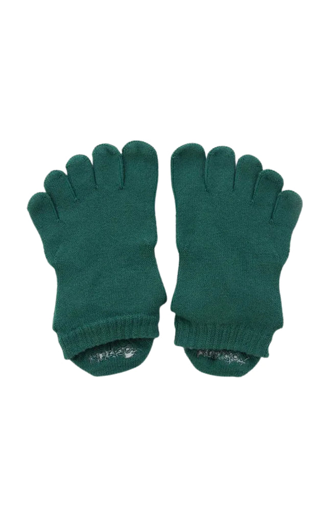 Knitido plus's Basic Solid Colors Footie Grip Toe Socks With Power Pads in Green