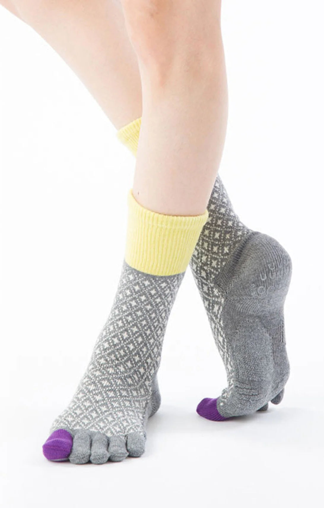 Midcalf Grip Socks, Pilates Socks