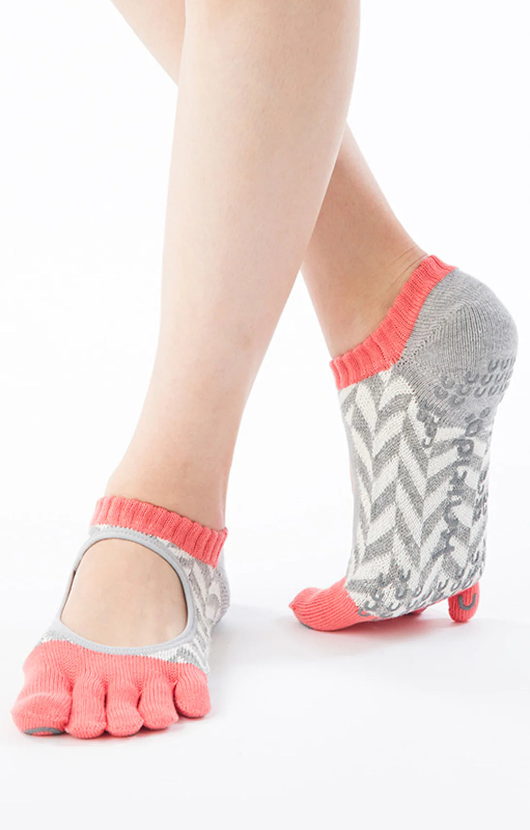 Knitido plus’s Organic Cotton Herringbone Liner Socks in CORAL color