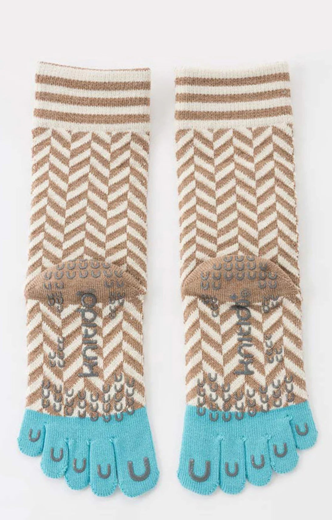 Socks by Knitido plus in Organic Cotton Herringbone Midcalf Toe Grip Socks With Power Pads in Turquoise color back