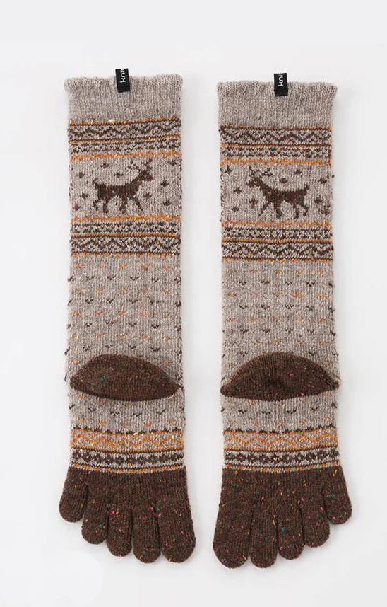 Knitido plus’s Reindeer Nordic Midcalf Wool Toe Socks in beige