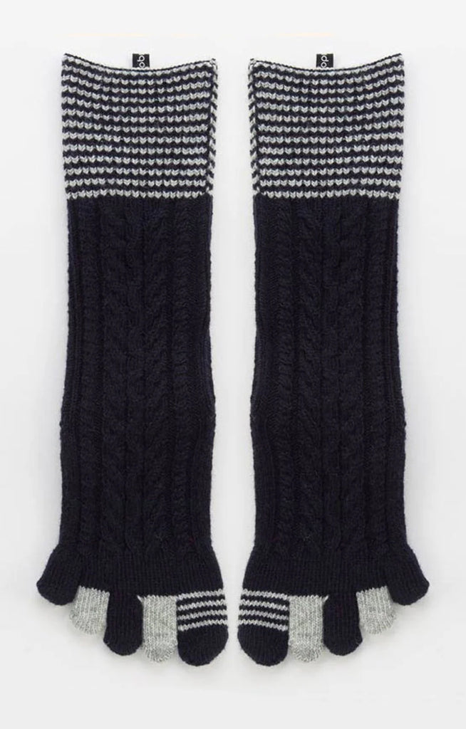 Frontal view of Knitido plus's Wool Blend Cable Striped Midcalf Toe Socks in Navy color